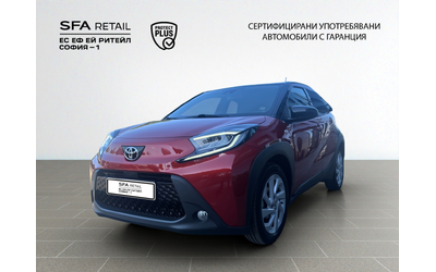 toyota-aygo-x-1-0-vvt-i-black-white-cvt - 0