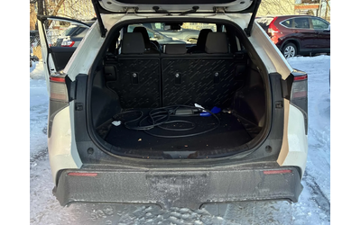 Toyota bZ4X LE FWD - автомобили, коли, обяви за нови и употребявани 11