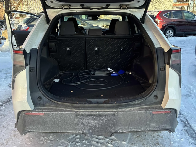 Toyota bZ4X LE FWD - автомобили, коли, обяви за нови и употребявани 11