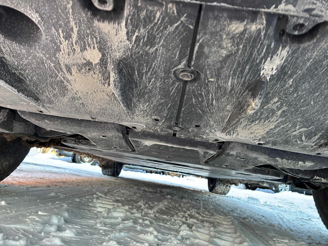 Toyota bZ4X LE FWD - автомобили, коли, обяви за нови и употребявани 13