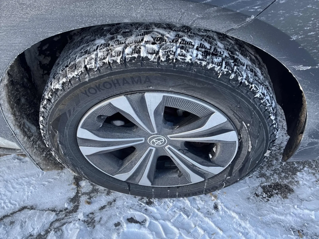 Toyota bZ4X LE FWD - автомобили, коли, обяви за нови и употребявани 6