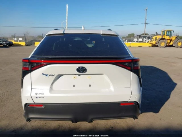 Toyota bZ4X * КОЖА* ПОДГРЕВ* ПАНОРАМА* LED* - автомобили, коли, обяви за нови и употребявани 11