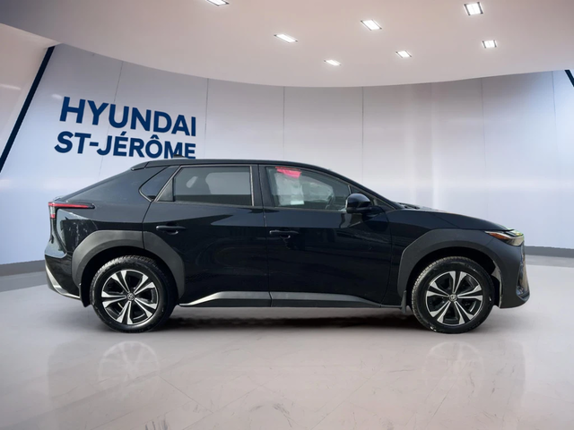 Toyota bZ4X Подгрев* НАВИ* Кейлес* Park Assist* Line Assist* П - автомобили, коли, обяви за нови и употребявани 3