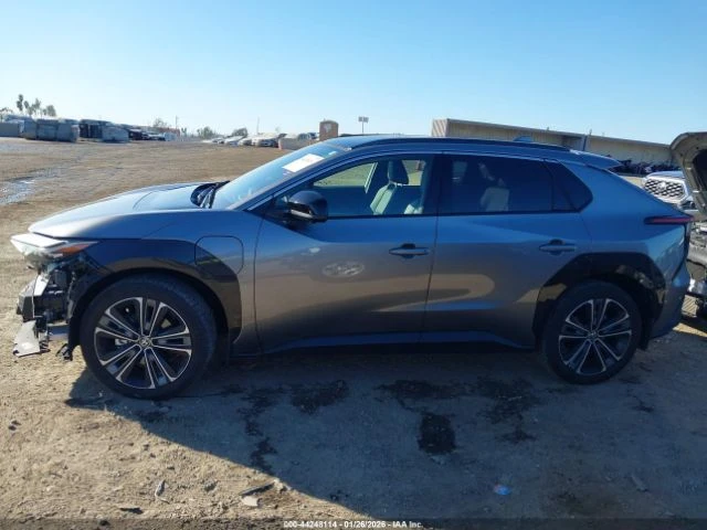 Toyota bZ4X * LIMITED* ПАНОРАМА* LED* NAVI* - автомобили, коли, обяви за нови и употребявани 13