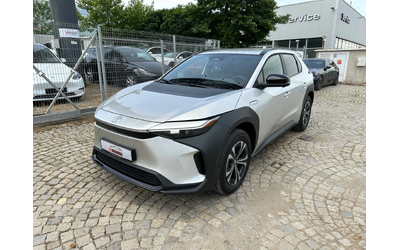 Toyota bZ4X Luxury Premium/NAVI/PANO/KAM/Full...ГАРАНЦИЯ!! - автомобили, коли, обяви за нови и употребявани 7