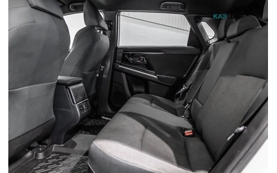 Toyota bZ4X LE* ПОДГРЕВ* КАМЕРА* NAVI* LED* - автомобили, коли, обяви за нови и употребявани 15