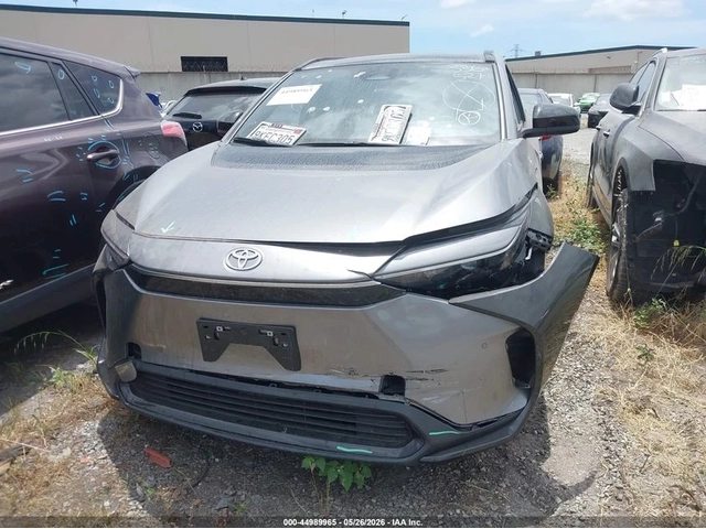 Toyota bZ4X XLE - автомобили, коли, обяви за нови и употребявани 10
