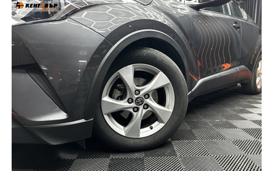 toyota-c-hr-1-8-hybrid-120-k-s - 1