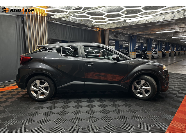 Toyota C-HR 1.8 hybrid 120 к.с. - автомобили, коли, обяви за нови и употребявани 3