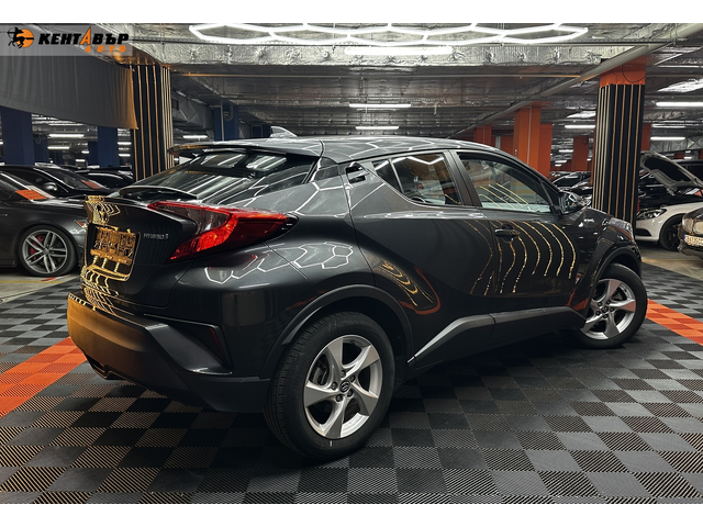 Toyota C-HR 1.8 hybrid 120 к.с. - автомобили, коли, обяви за нови и употребявани 4