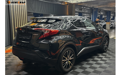 toyota-c-hr-1-8-hybrid-edition - 3