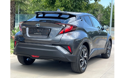 toyota-c-hr-1-8-hybrid-trend-full-service - 4