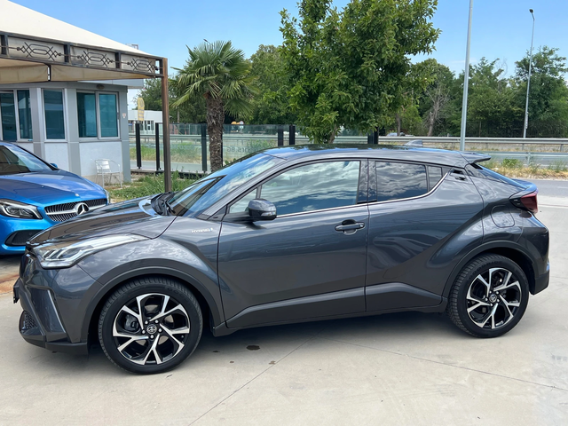 Toyota  C-HR 1.8 HYBRID TREND - автомобили, коли, обяви за нови и употребявани 6