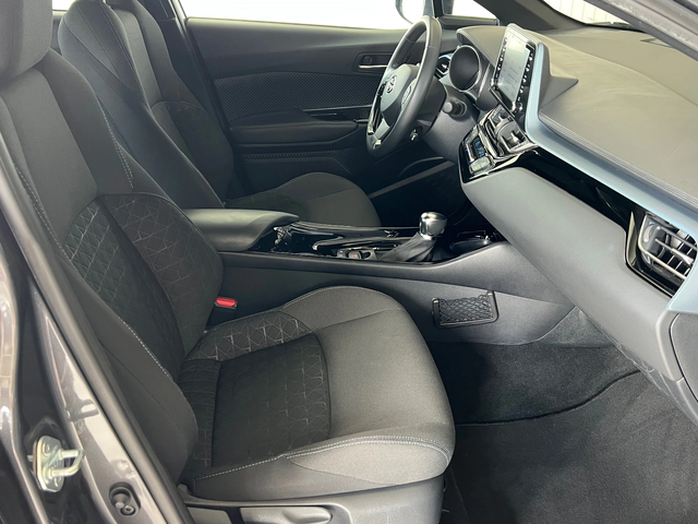 Toyota  C-HR 1.8 HYBRID TREND - автомобили, коли, обяви за нови и употребявани 9