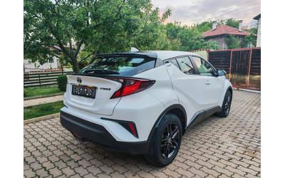 toyota-c-hr-1-8-hybryd-facelift - 3
