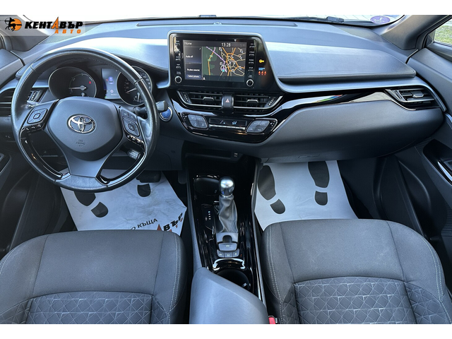 Toyota C-HR 2.0 Hybrid 184к.с./Facelift/ГАРАНЦИЯ ОТ КЕНТАВЪР - автомобили, коли, обяви за нови и употребявани 8