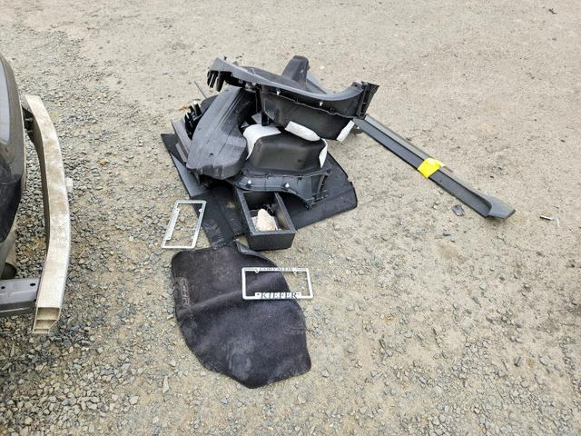 Toyota C-HR 2.0L 4 FRONT WHEEL DRIVE - автомобили, коли, обяви за нови и употребявани 14