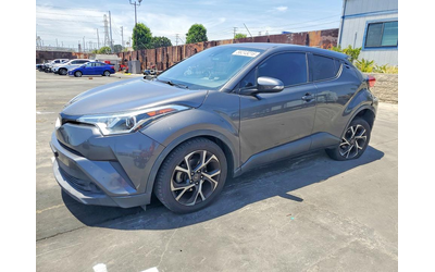 toyota-c-hr-2-0l-4-front-wheel-drive - 1