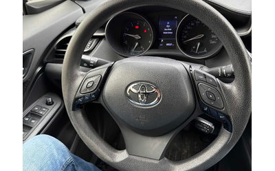 toyota-c-hr-2-0l-4cyl-fwd - 4