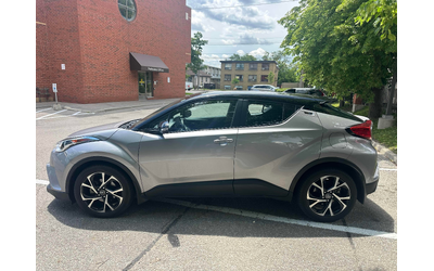Toyota C-HR 2.0L 4cyl FWD - автомобили, коли, обяви за нови и употребявани 1