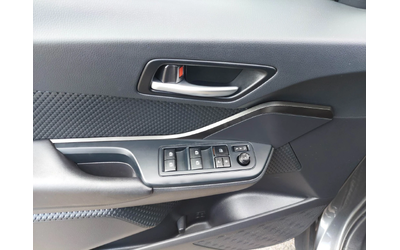 Toyota C-HR 1, 8i HYBRID 29000km!!! - автомобили, коли, обяви за нови и употребявани 14