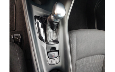 Toyota C-HR 1, 8i HYBRID 29000km!!! - автомобили, коли, обяви за нови и употребявани 9