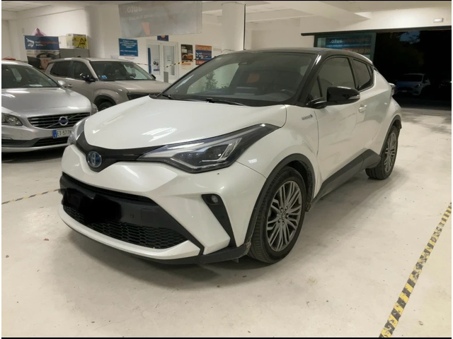 Toyota C-HR 2.0iHybrid* Lounge* Bi-Tone* JBL* LED* ПЕРФЕКТЕН* - автомобили, коли, обяви за нови и употребявани 0