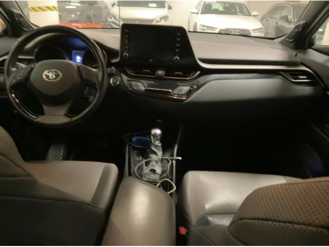 Toyota C-HR 2.0iHybrid* Lounge* Bi-Tone* JBL* LED* ПЕРФЕКТЕН* - автомобили, коли, обяви за нови и употребявани 7