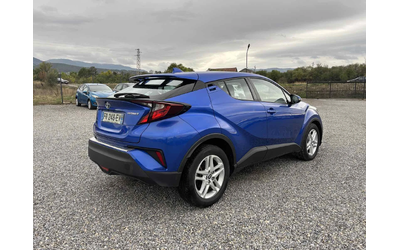 toyota-c-hr - 4