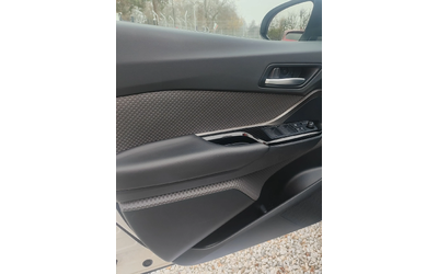 Toyota C-HR 1.8, 98к.с. GR, FULL - автомобили, коли, обяви за нови и употребявани 10