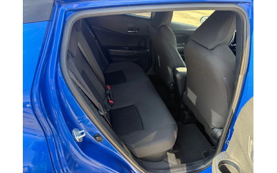 Toyota C-HR 1.8 Hybrid - автомобили, коли, обяви за нови и употребявани 13