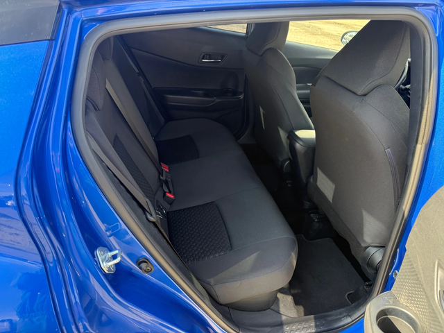 Toyota C-HR 1.8 Hybrid - автомобили, коли, обяви за нови и употребявани 13