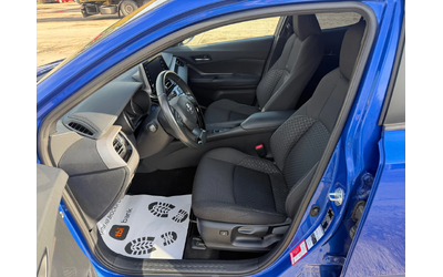 Toyota C-HR 1.8 Hybrid - автомобили, коли, обяви за нови и употребявани 8