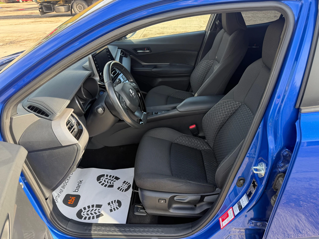 Toyota C-HR 1.8 Hybrid - автомобили, коли, обяви за нови и употребявани 8