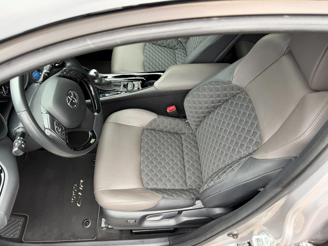 Toyota C-HR 2.0i* 184к* СЕРВИЗНА КНИЖКА С ПЪЛНА ИСТОРИЯ В ТОЙО - автомобили, коли, обяви за нови и употребявани 8