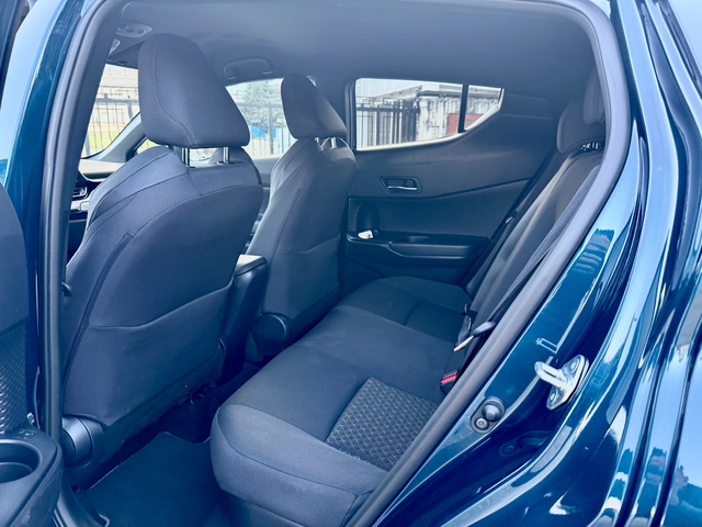 Toyota C-HR 1.8 Hybrid Facelift - автомобили, коли, обяви за нови и употребявани 13