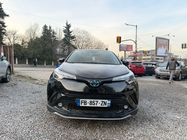 Toyota C-HR 1.8 HYBRID Keyless go  Distronic Euro 6 - автомобили, коли, обяви за нови и употребявани 1