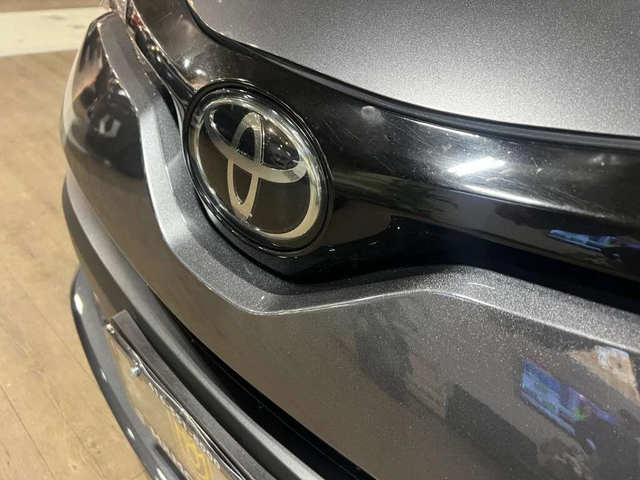 Toyota C-HR * 10 Series * CARFAX * ЦЕНА ДО БГ - автомобили, коли, обяви за нови и употребявани 11