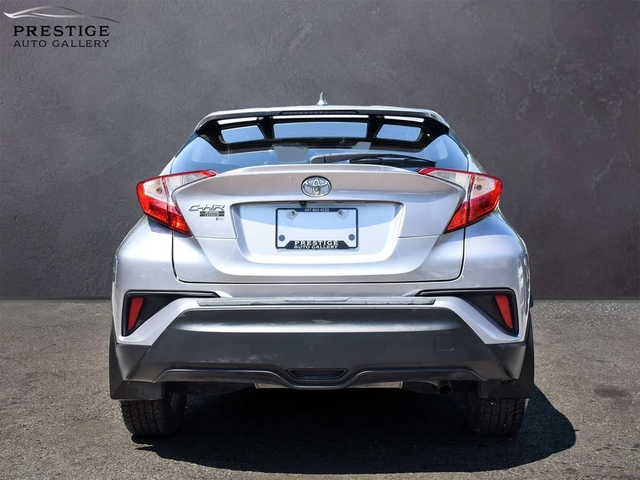 Toyota C-HR * XLE/XLE Premium * CARFAX * ЦЕНА ДО БГ - автомобили, коли, обяви за нови и употребявани 5