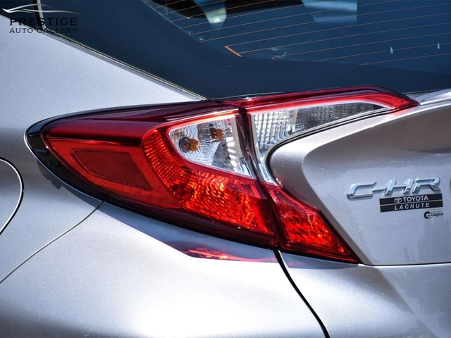 Toyota C-HR * XLE/XLE Premium * CARFAX * ЦЕНА ДО БГ - автомобили, коли, обяви за нови и употребявани 6