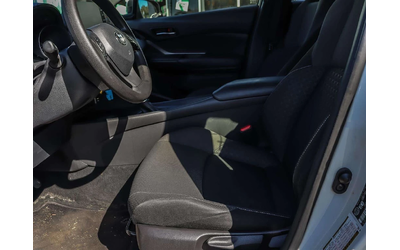 Toyota C-HR * ZGX10L * CARFAX * ЦЕНА ДО БГ - автомобили, коли, обяви за нови и употребявани 9