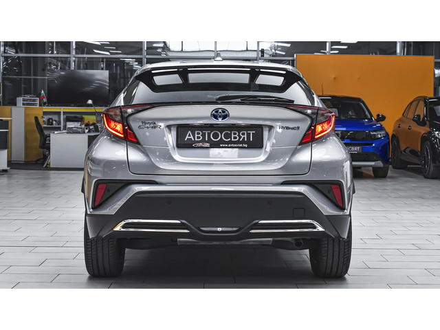 Toyota C-HR 2.0 Hybrid Club Automatic - автомобили, коли, обяви за нови и употребявани 2