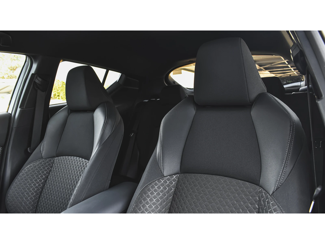 Toyota C-HR 2.0 Hybrid Club Automatic - автомобили, коли, обяви за нови и употребявани 9