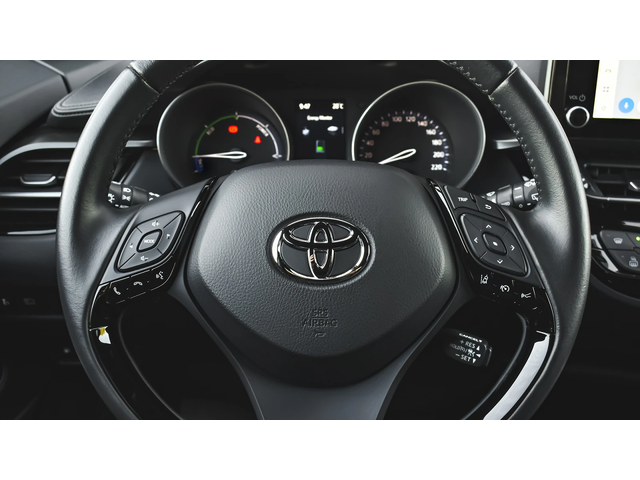 Toyota C-HR 2.0 Hybrid Club Automatic - автомобили, коли, обяви за нови и употребявани 12