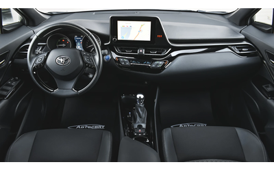 Toyota C-HR 2.0 Hybrid Club Automatic - автомобили, коли, обяви за нови и употребявани 11
