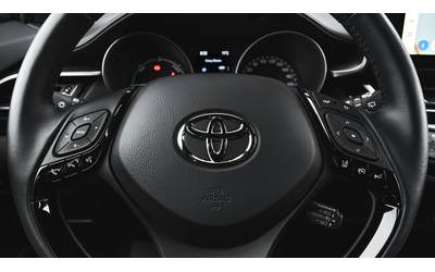 Toyota C-HR 2.0 Hybrid Club Automatic - автомобили, коли, обяви за нови и употребявани 9