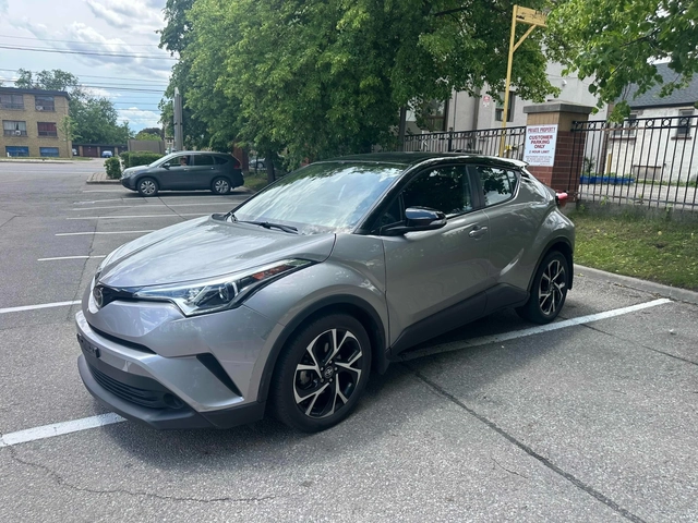 Toyota C-HR FWD * CARFAX * АВТО КРЕДИТ * - автомобили, коли, обяви за нови и употребявани 0