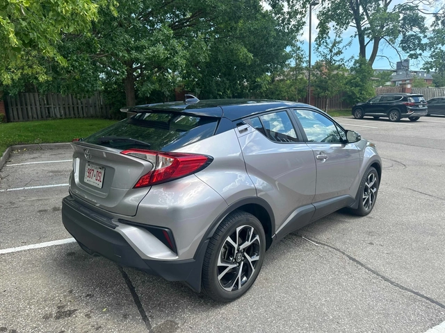 Toyota C-HR FWD * CARFAX * АВТО КРЕДИТ * - автомобили, коли, обяви за нови и употребявани 4