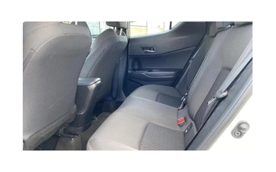 Toyota C-HR 1.8H - автомобили, коли, обяви за нови и употребявани 10
