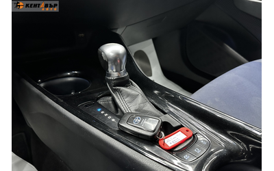 Toyota C-HR - автомобили, коли, обяви за нови и употребявани 10